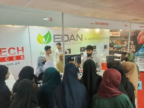 Students at the EDAN workshop